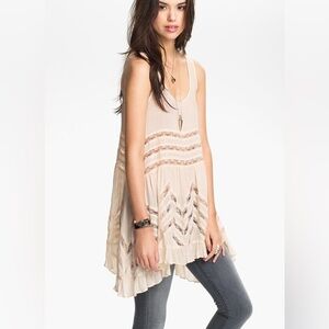 𝓯𝓹🦋 FREE PEOPLE CREAM TRAPEZE DRESS
